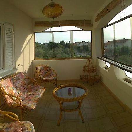 Apartments Free Parking Big Garden Перой Номер фото