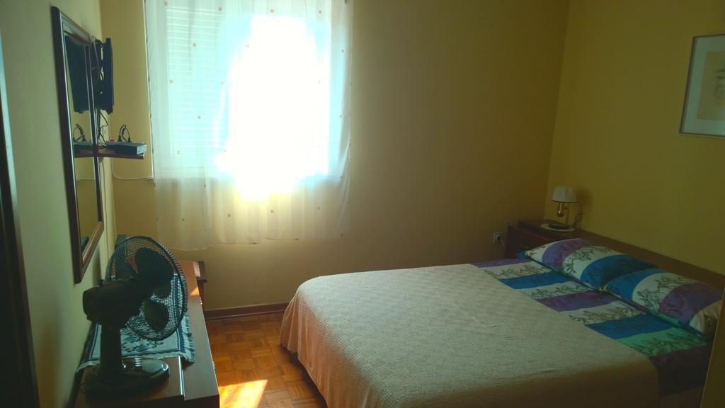 Apartments Free Parking Big Garden Перой Экстерьер фото